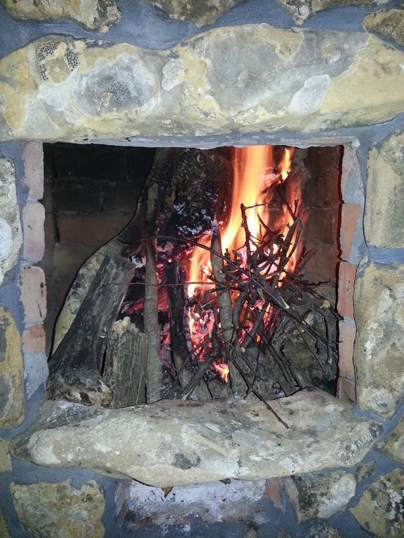 Uysallar Koy Evi Gokceada Bilik gambar